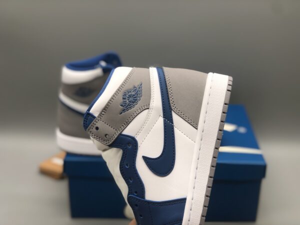 Air Jordan 1 High OG “True Blue”