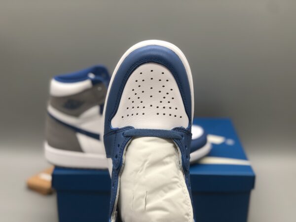 Air Jordan 1 High OG “True Blue”