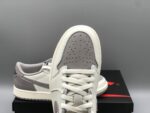 Air Jordan 1 Low OG ”Atmosphere Grey“