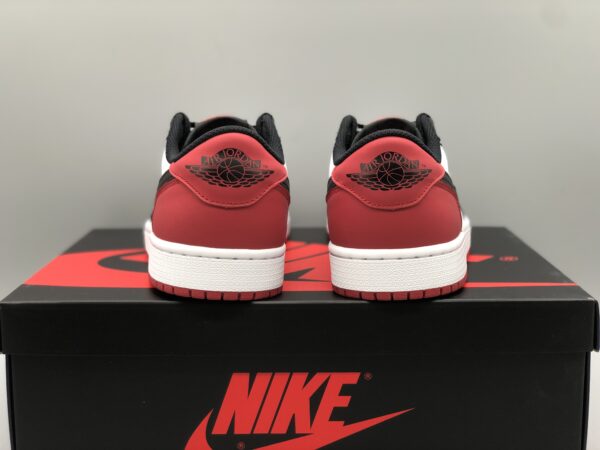 Air Jordan 1 Low OG “Black Toe”