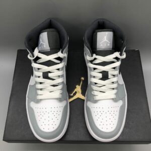 Air Jordan 1 Mid 554724-078 2