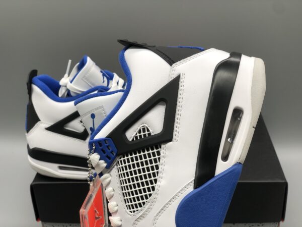 Air Jordan 4 "Motorsports" racing blue