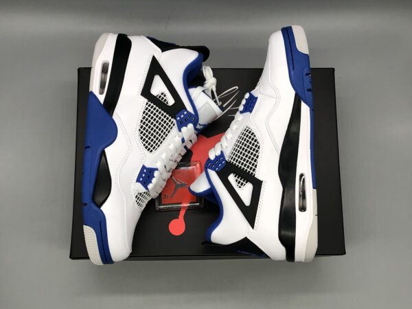 Air Jordan 4 "Motorsports" racing blue