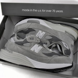 元祖灰 新百伦NB992系列跑步鞋 M992GR New Balance 992 Grey 01