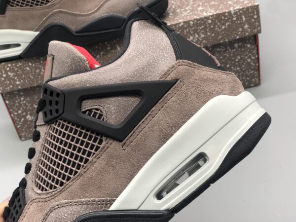 Air Jordan 4 “Taupe Haze” Mocha Color