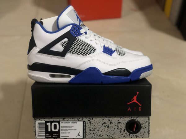 Air Jordan 4 "Motorsports" racing blue