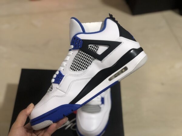 Air Jordan 4 "Motorsports" racing blue