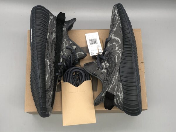 Yeezy 350v2 hollow black gray