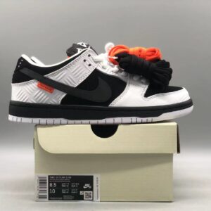 TIGHTBOOTH × Nike SB Dunk Low Pro Reversed Panda