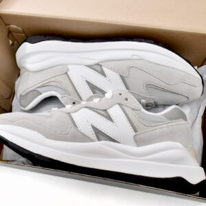 灰白色 新百伦NB 5740运动休闲鞋 M5740CA New Balance 5740 Grey 01