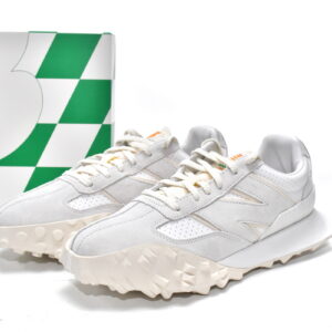 White executive version of the New Bailun XC-72 series running shoes