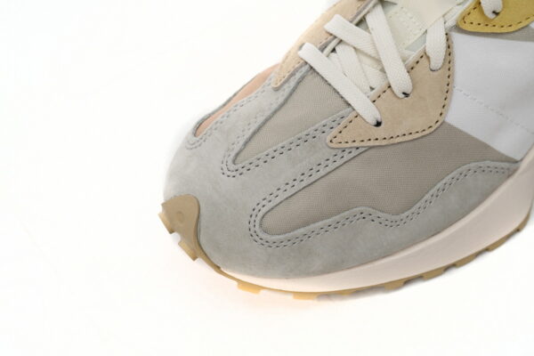 Beige New Bailun 327 Series Running Shoes