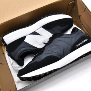 黑白 总裁版新百伦327系列跑鞋 MS327CPG New Balance 327 Black & White 01