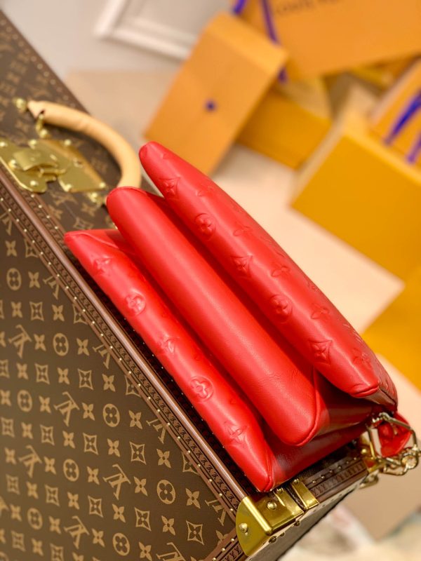 Louis Vuitton Item No.: M57792 Size: 26x20x12cm