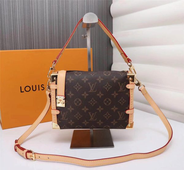 Louis Vuitton Model: 46358 Size: 23x16x6cm