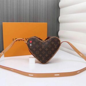 Louis Vuitton Model: 45149 Size: 22x20x6cm