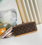 Louis Vuitton Retro Underarm Crossbody Bag