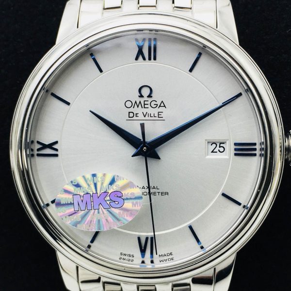 Omega Classic Butterfly Series Diameter: 39.5mm