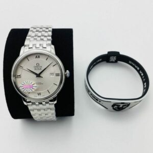 Omega Classic Butterfly Series Diameter: 39.5mm