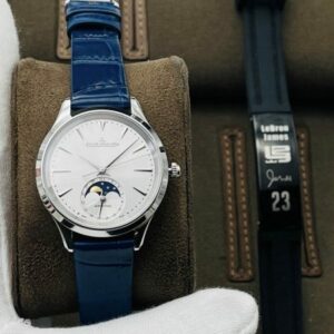 Jaeger-LeCoultre Ladies Watch Diameter: 34MM