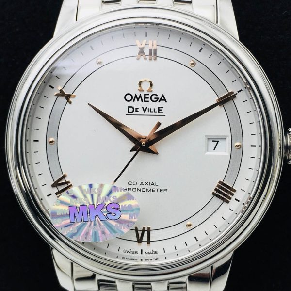 Omega Classic Butterfly Series Diameter: 39.5mm